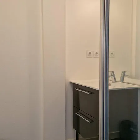 Meuble Avec Wifi A - Fr-1-825-37 *